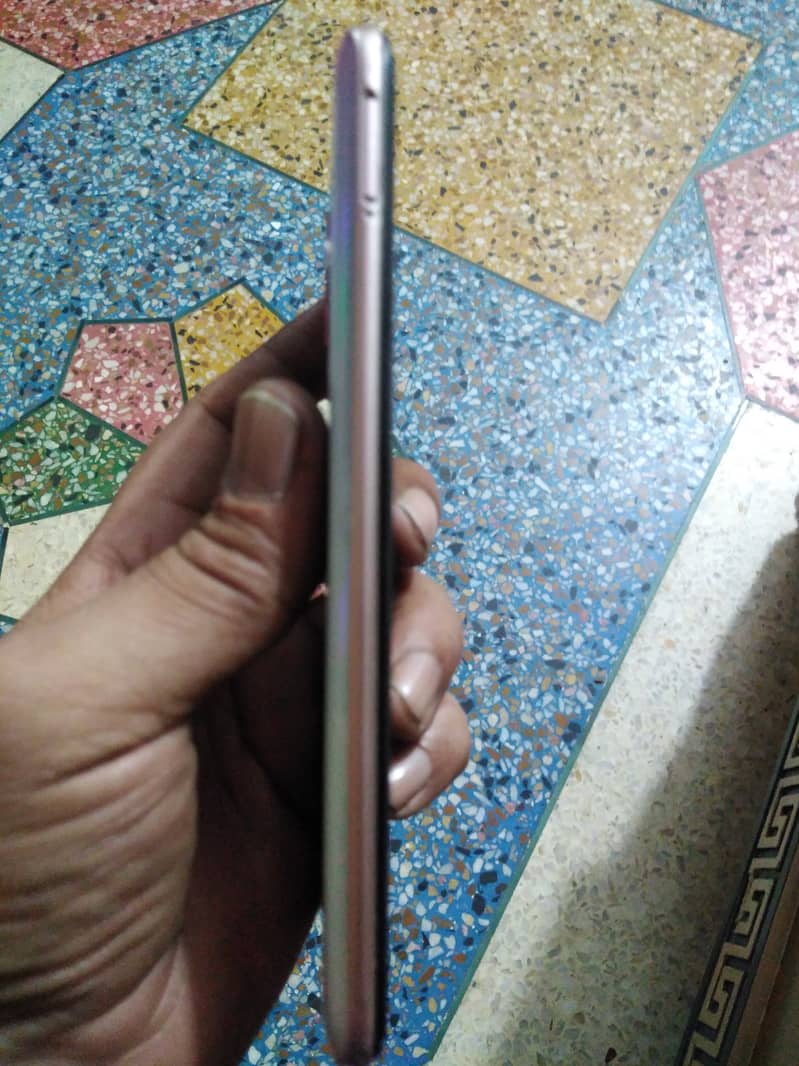 vivo s1 pro 8/128 lush condition 6