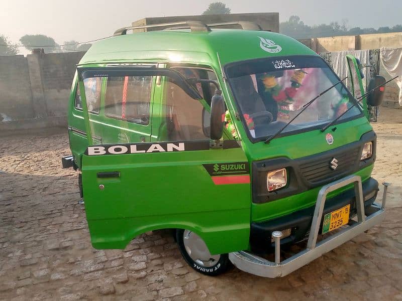 Suzuki Bolan 2015 2