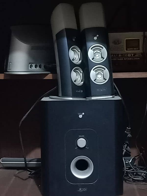 Philips Speaker 1