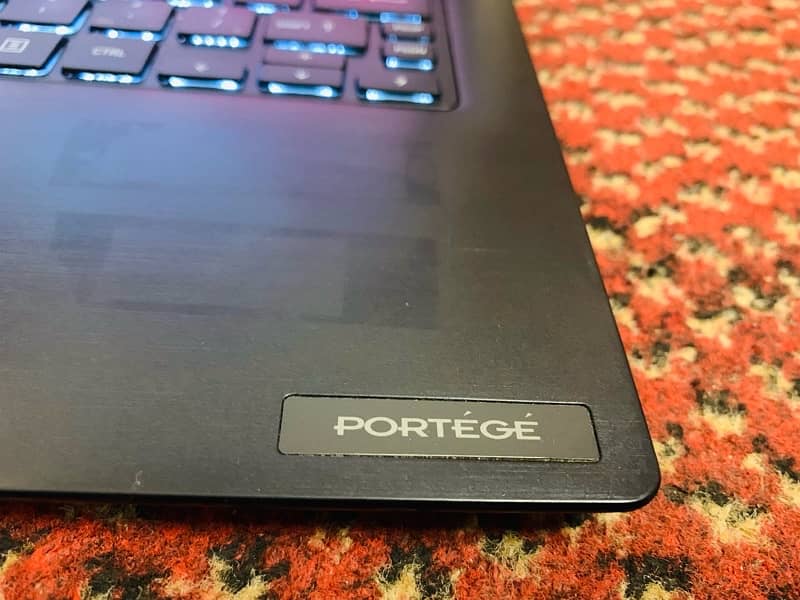 Toshiba Portege X30-D | 7th Generation 3