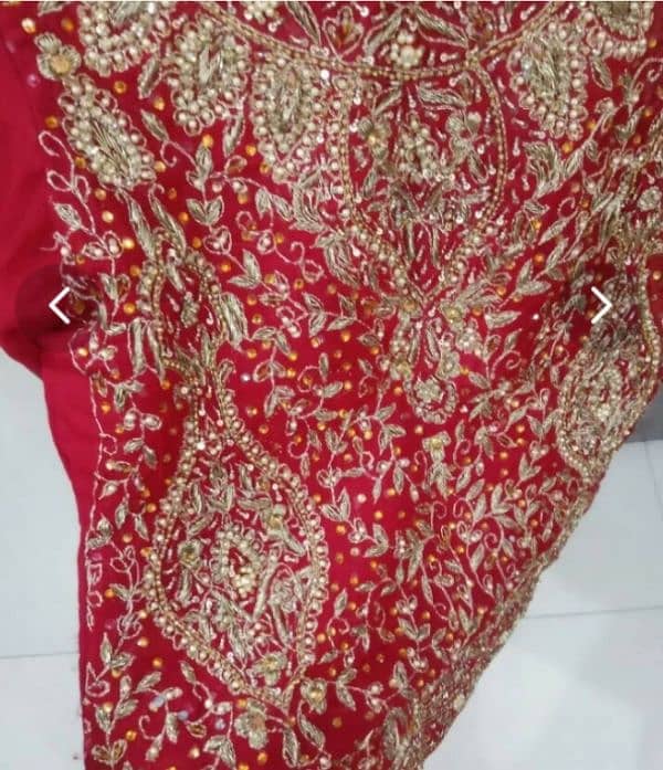 Red bridal lehnga/barat dress/wedding bridal lehnga 1 time wore 4