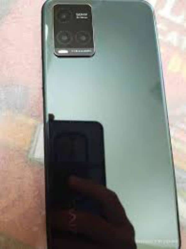 Y33s vivo used brand new condition 8 GB Ram 128 Memory 1