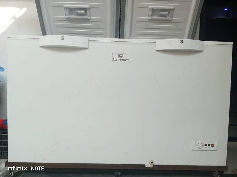 Dawlance Signature Inverter Champagne Twin Door Freezer 1