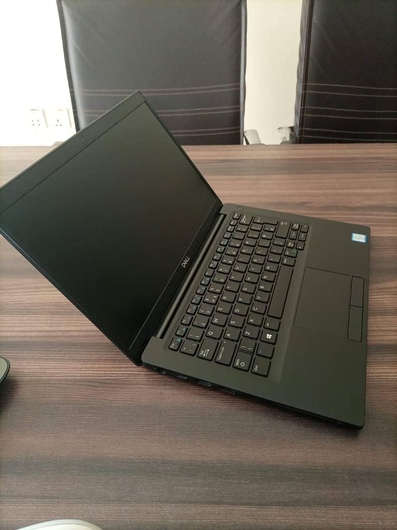 Dell Latitude 7390 Core i5 8th Gen 8GB RAM 256GB SSD Condtion 10 by 10 3