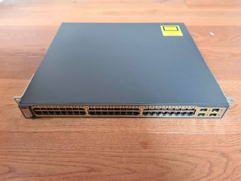 Switch Cisco Catalyst 3750G-48TS-S 48xRJ-45 4xSFP 1