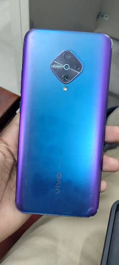 vivo y51