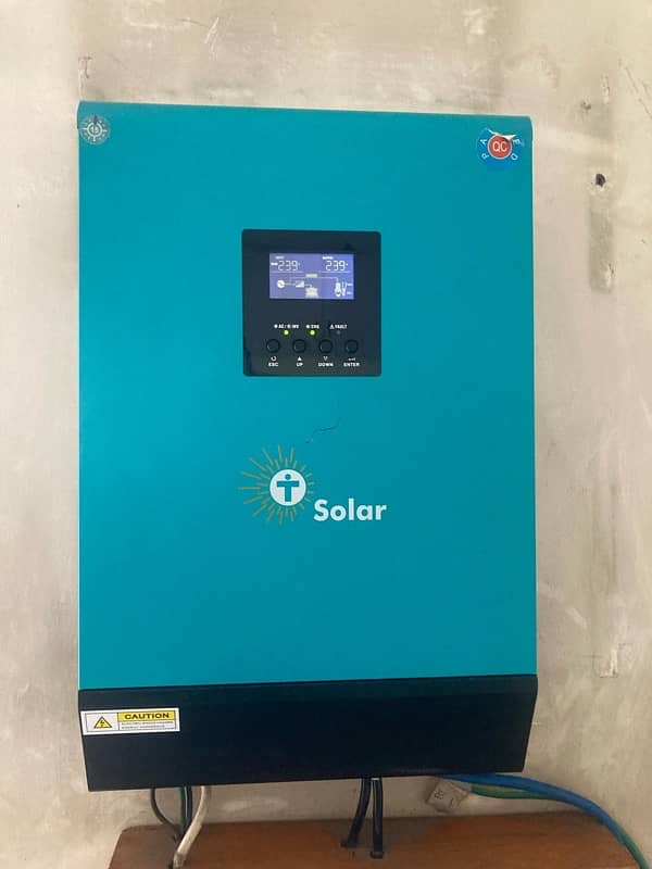 HYBRID INVEREX INVERTER AND SOLAR PANELS 0