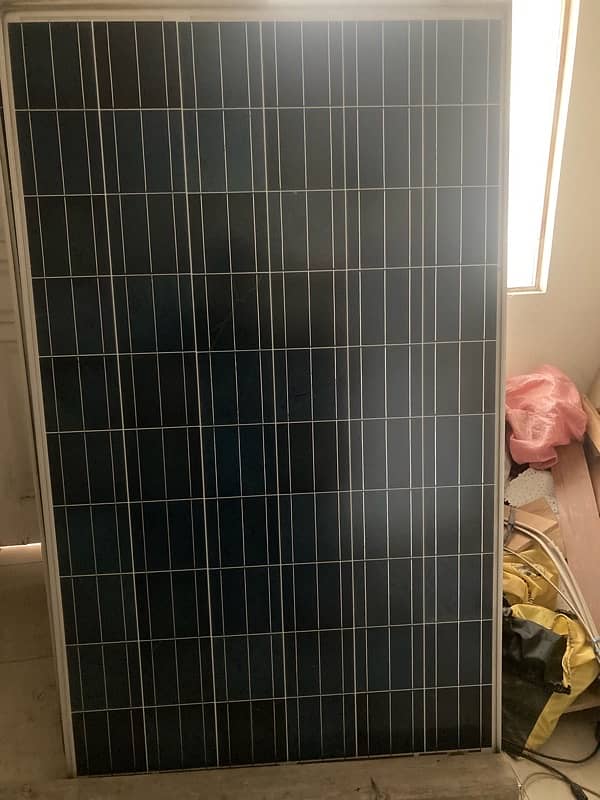 HYBRID INVEREX INVERTER AND SOLAR PANELS 17