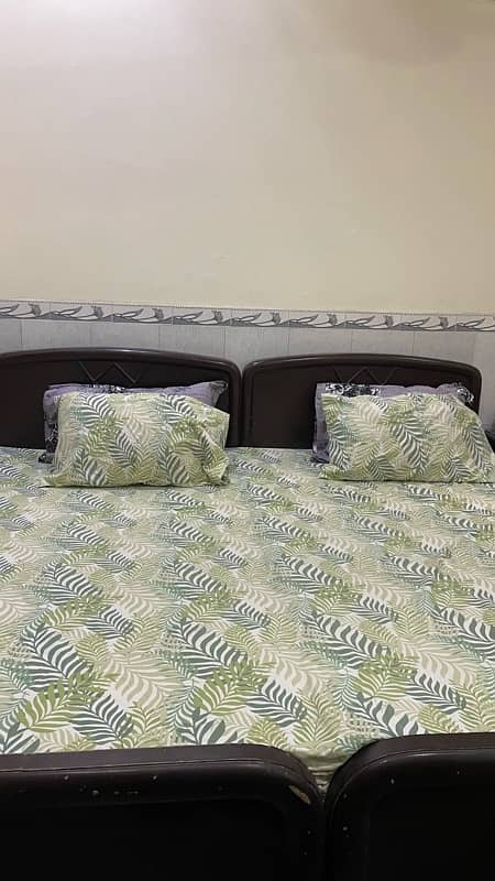 2 Single Beds - Good Condition 4