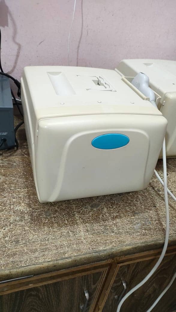 Used Chinese Ultrasound Machine (with or without BATTERY BACK UP) 4