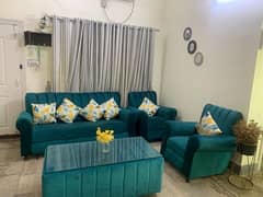 5 x Seater Sofa set Brillinat condition