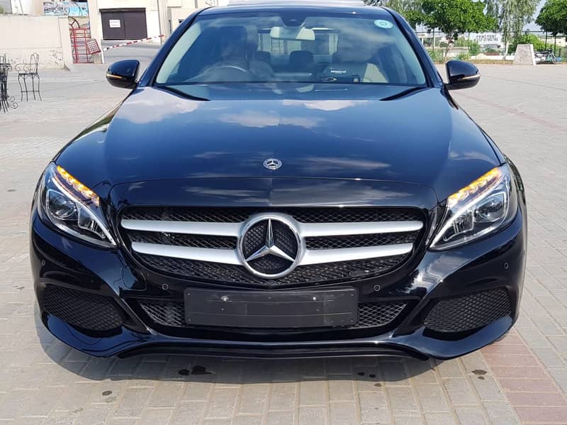 Car Renal Lahore Prado, BRV, Revo, V8, X Corolla Mercedes, Rent a Car 14