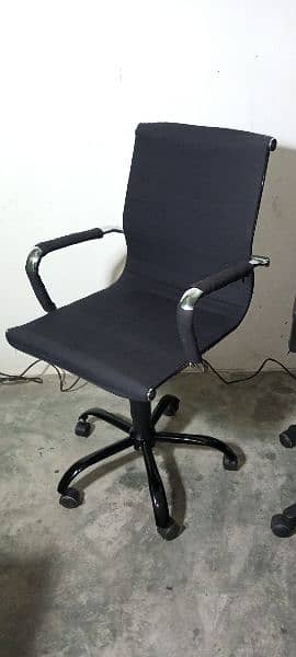 Office Furniture/Branded used Office Furniture/Bulk Quality Available 7