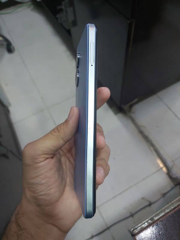 Oppo A17 4/64 available for sale. 1