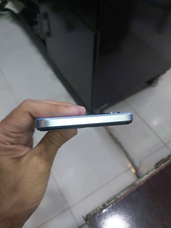 Oppo A17 4/64 available for sale. 5