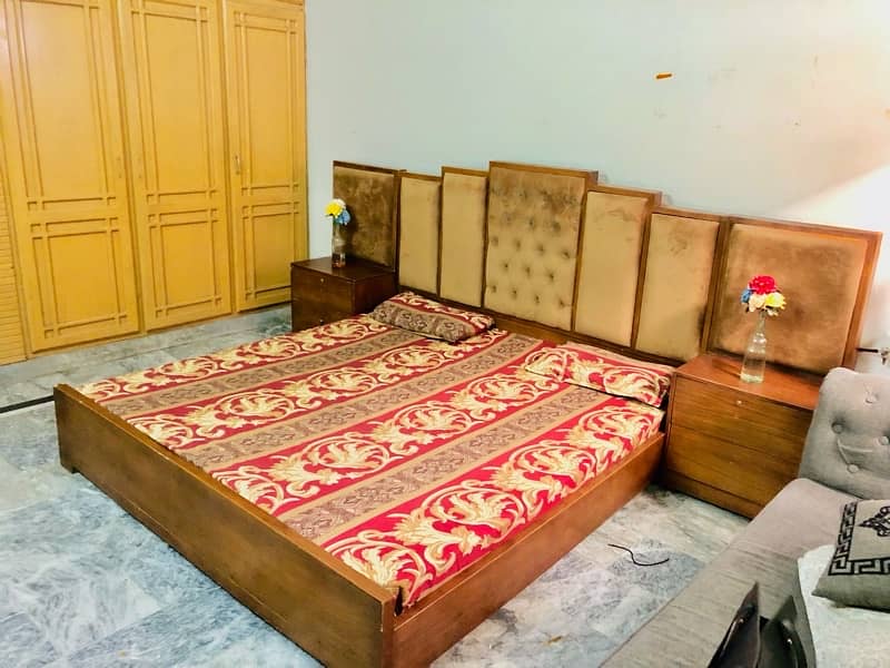 Double bed set with new mattress 3