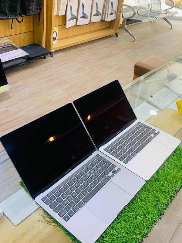 MacBook Pro M1 (2020) 13.3 inch 1