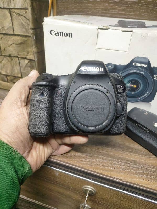 Canon eos 6d with battery grip 1