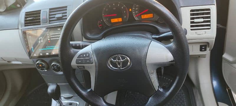 Toyota Corolla GLI 1.6  auto 2