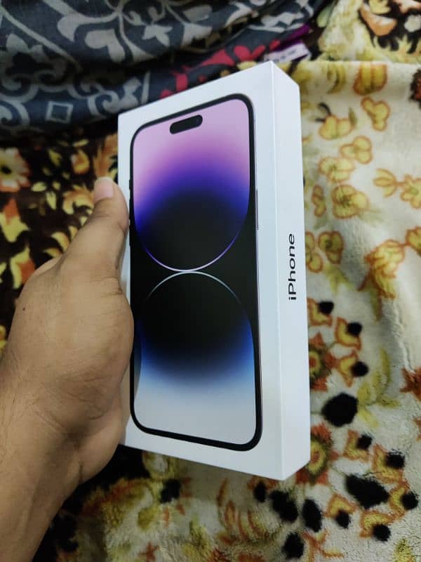 I phone 14 pro Max Factory Unlocked 256GB 10/10 7