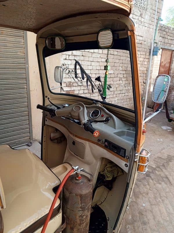 SIWA AUTO RICKSHAW 5