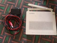 HUAWEI wifi router and direct bettry cherger Rs 1500