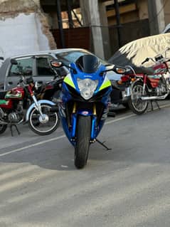 Suzuki GSX750cc 2015