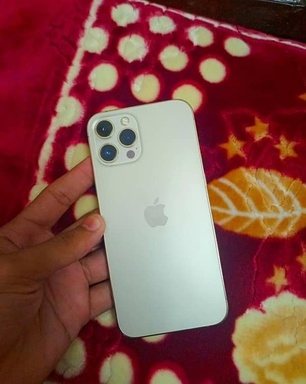 iphone 12pro max 256gb pta approved 0