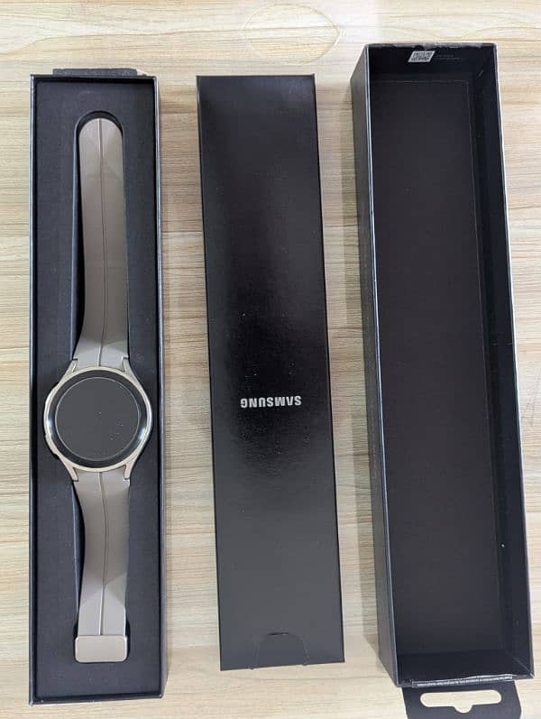 Samsung Galaxy Watch 5 Pro 1