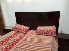 wooden king size bed