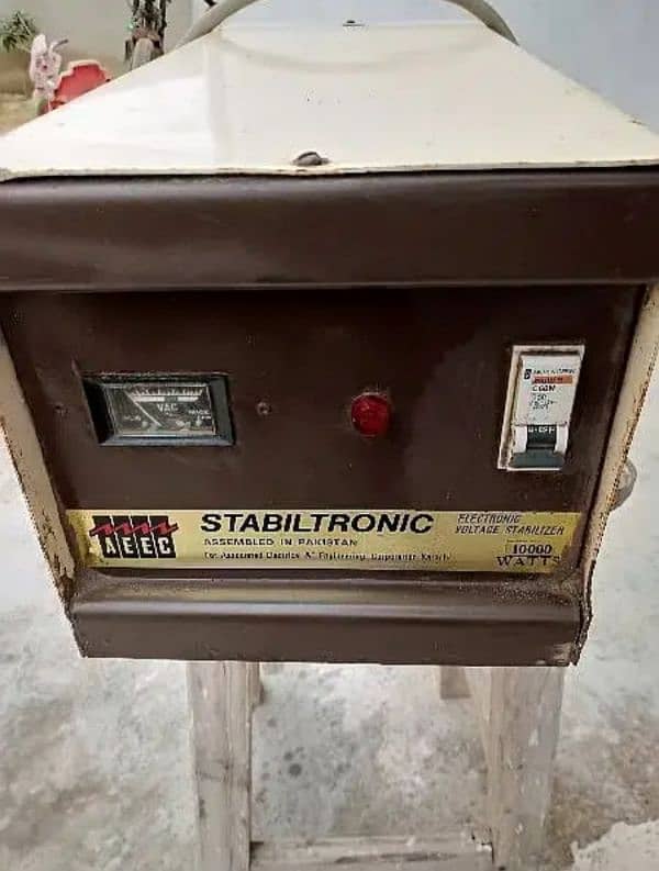 Stabilizers 10000 & 3000 Watt (automatic voltage stablizer) staplizer 8