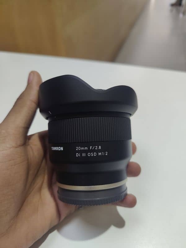 Tamron 20mm F2.8 Box 1