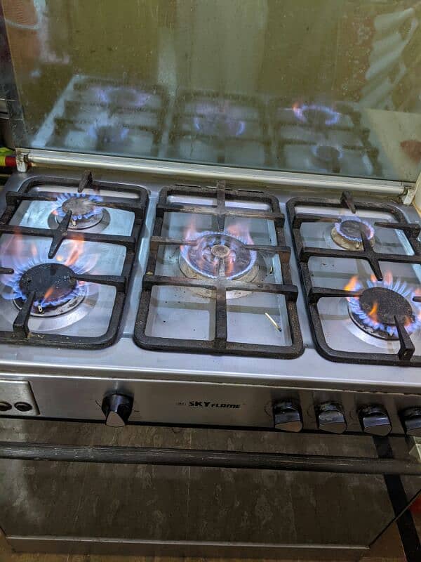 SKY FLAME COOKING RANGE 6