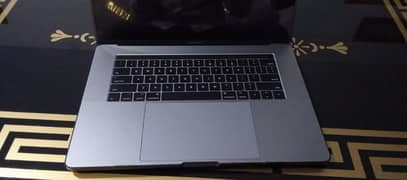 MacBook Pro 2017 15 Inch Core i7