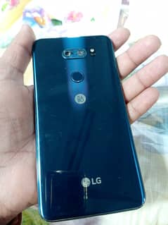 LG V30 think