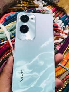 Vivo Y18 full box