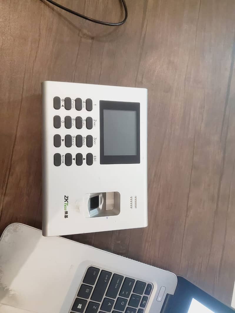 ZKT Eco Fingerprint Time Attendance Machine 3