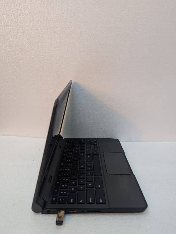 Dell Chromebook 11 | 3120 P22T | 4GB Ram | 16GB Storage 2