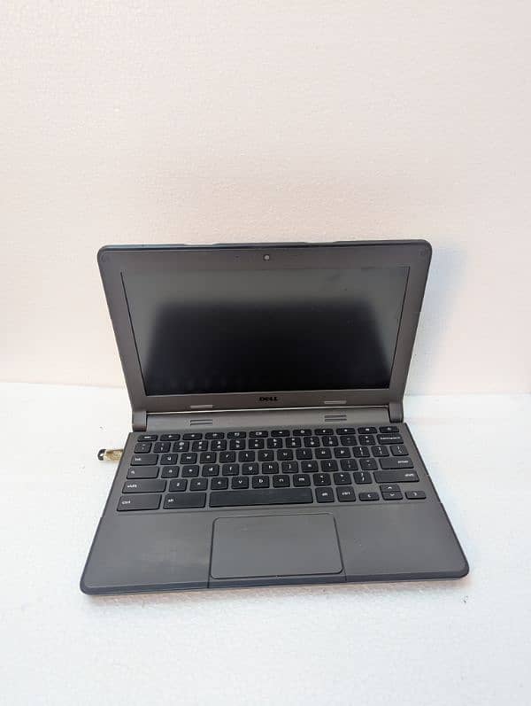 Dell Chromebook 11 | 3120 P22T | 4GB Ram | 16GB Storage 3