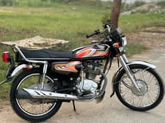 Honda 125 black color for sale