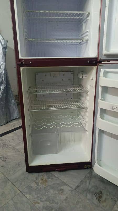 Orient Glass door refrigerator 7