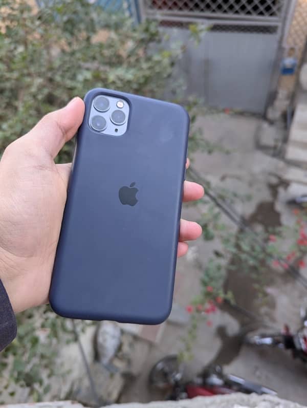 Iphone 11 Pro Max 5