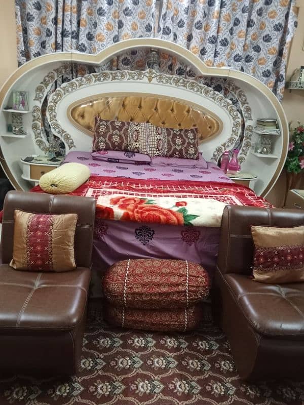 Good condition Deco Furniture bed room set for sale in karachi 10