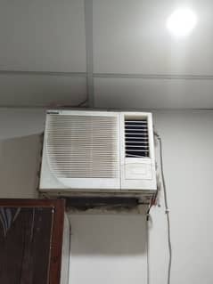 0.75 ton AC IN MINT CONDITION