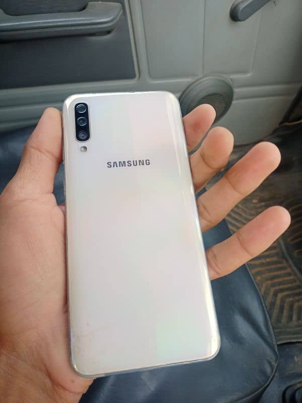 Samsung a50 full box 1