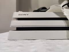 PS4 PRO 1TB -Jailbroken- Glacier White Limited Edition (Imported)