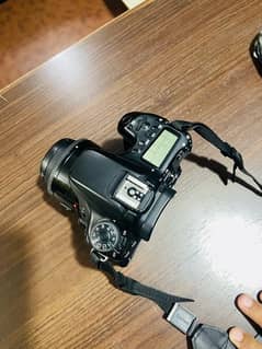 canon 70D DSLR camera with wifi