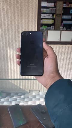 iphone 7 plus 128gb non pta 03091149570