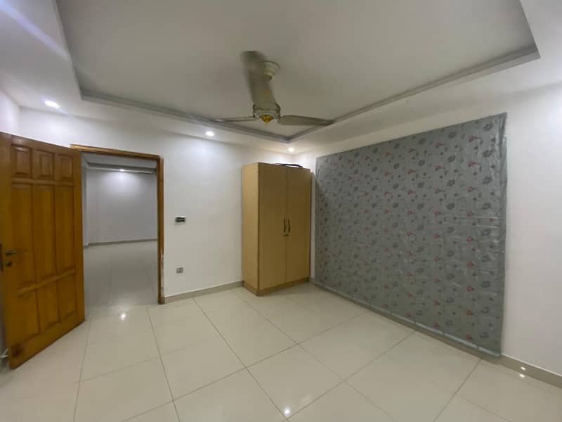 1 Bedroom Unfurnished Apartment Available For Rent In E 11 Near Main Margalla Road 0