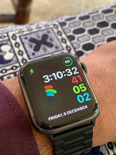 apple series 4 (44mm watch)